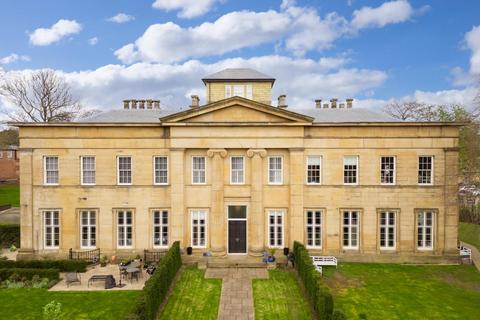 4 bedroom terraced house for sale, Mansion Gate Drive, Leeds LS7