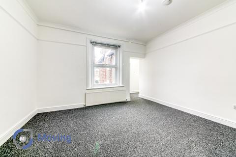 3 bedroom flat to rent, Rutford Road, Streatham, SW16