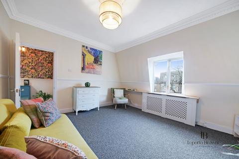 2 bedroom apartment for sale, Sunningfields Road, N4