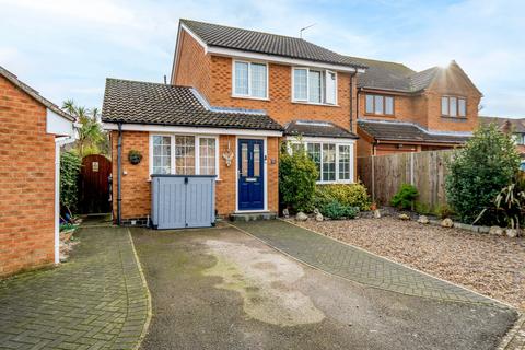 3 bedroom detached house for sale, Bloomfield Way, Carlton Colville