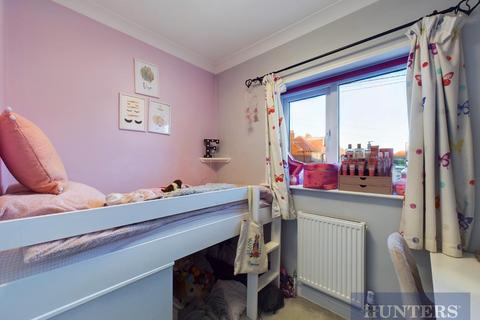 112 Maple Drive, Scarborough, YO12 6LP