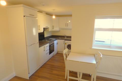 1 bedroom flat to rent, Goldhawk Road