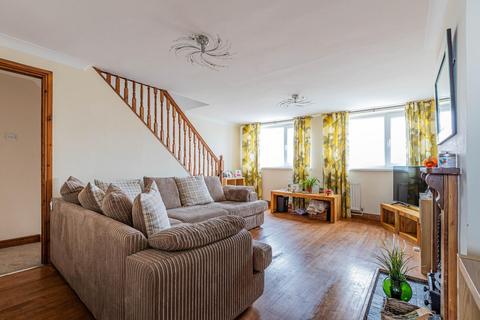 4 bedroom townhouse for sale, Sycamore Close, Penarth CF64