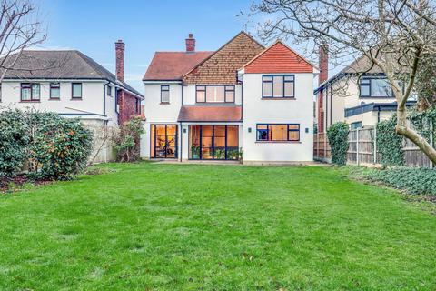 128 Burlescoombe Road, Southend-on-sea, SS1 3PS