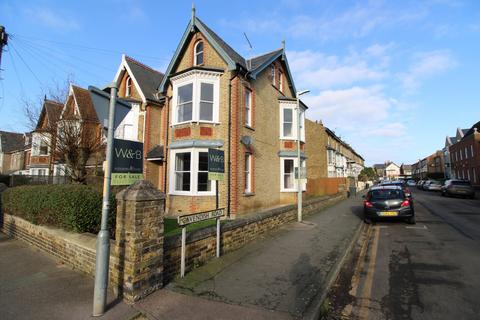 2 bedroom flat for sale, Victoria Park, Herne Bay, Kent