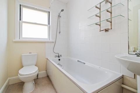 2 bedroom flat for sale, Victoria Park, Herne Bay, Kent