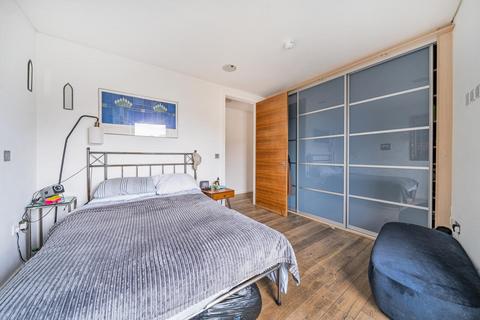 2 bedroom flat for sale, Stannary Street, Kennington