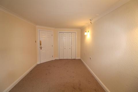 2 bedroom apartment to rent, Lister Court, Ilkley