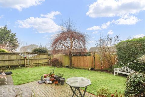 4 bedroom detached house for sale, North Heath Close, Hailsham