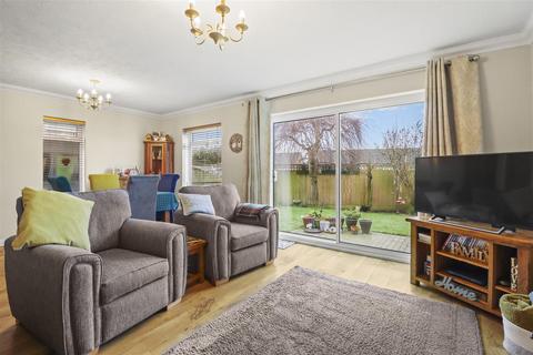 4 bedroom detached house for sale, North Heath Close, Hailsham