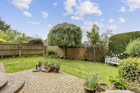 4 bedroom detached house for sale, North Heath Close, Hailsham