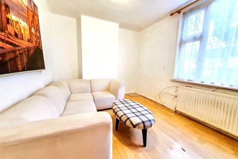 3 bedroom terraced house to rent, Langham Road, Edgware, Middlesex, HA8