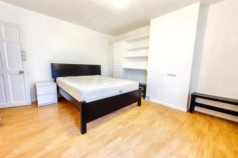 3 bedroom terraced house to rent, Langham Road, Edgware, Middlesex, HA8