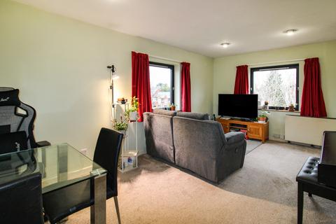 1 bedroom apartment for sale, Wetherby Gardens,  Farnborough , GU14