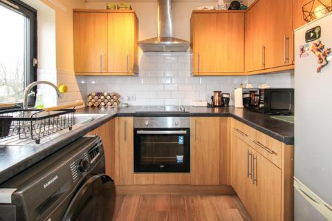 1 bedroom apartment for sale, Wetherby Gardens,  Farnborough, GU14