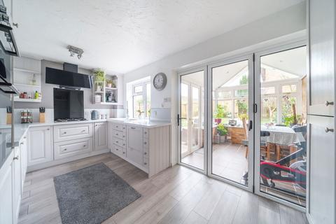 54 Lapin Lane, Hatch Warren, Basingstoke, RG22 4XH
