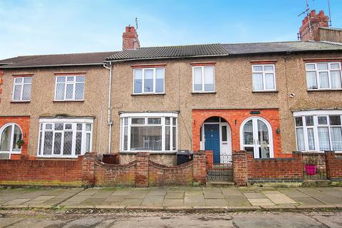 3 bedroom terraced house for sale, The Vale, Northampton