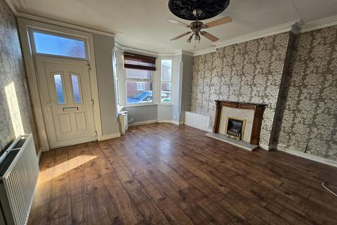 2 bedroom semi-detached house for sale, Montpelier Road, Dunkirk, NG7 2JW