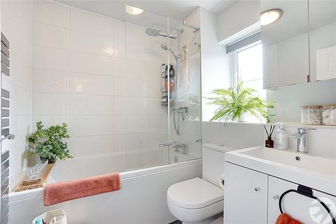 1 Whitehead Drive, Rochester, ME2 2GJ