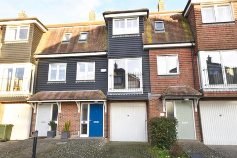 2 bedroom house for sale, Western Barn Close, Rye