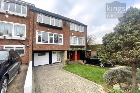51 Mount Echo Avenue, London, E4 7JX