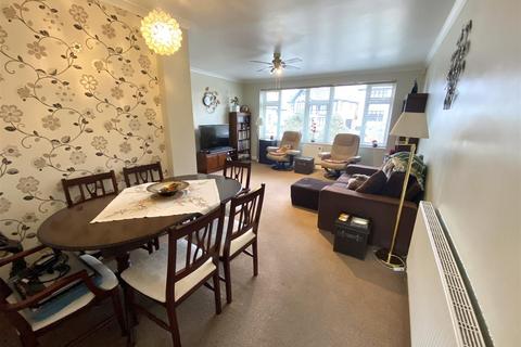 51 Mount Echo Avenue, London, E4 7JX