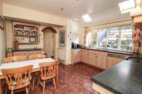 4 bedroom semi-detached house for sale, Rodmoor Road, portishead  BS20