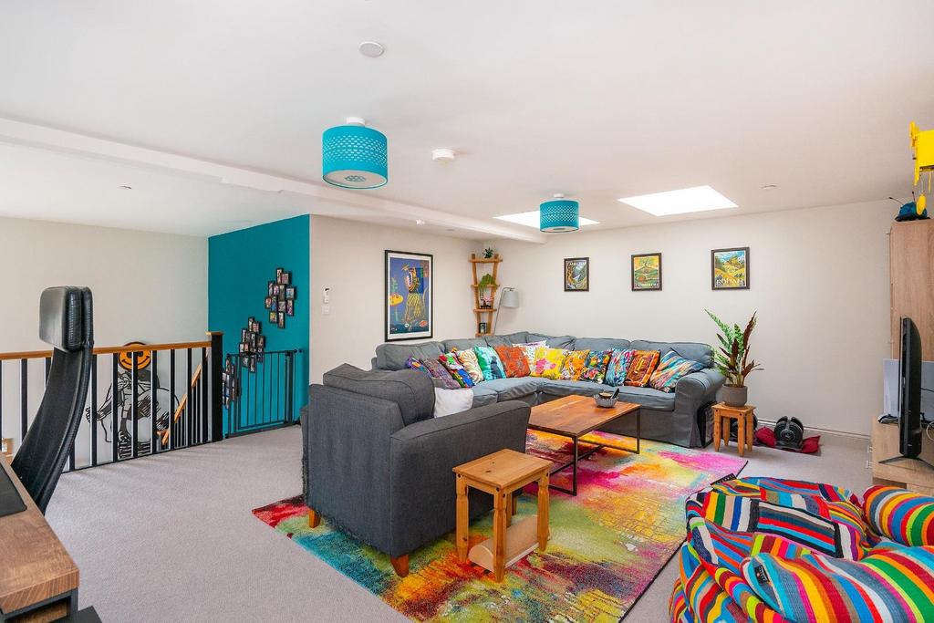 5 L4 HAD - Living Room C.jpg