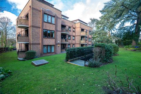 3 bedroom apartment for sale, Epping New Road, Buckhurst Hill, Essex, IG9