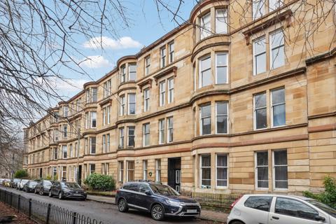 2 bedroom flat for sale, Barrington Drive, Woodlands, G4 9DT