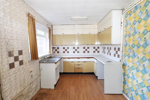 2 bedroom terraced house for sale, Barton Way, Borehamwood