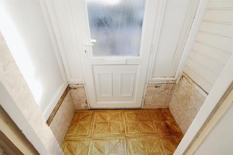 18 Barton Way, Borehamwood, WD6 1PH