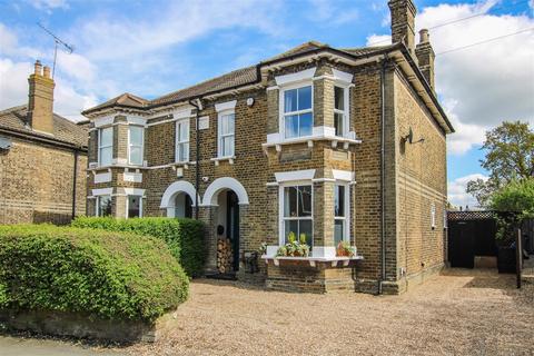 4 bedroom semi-detached house for sale, Ongar Road, Brentwood