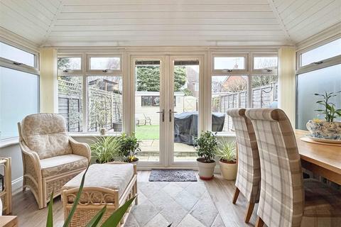 77 Ragley Close, Great Notley, Braintree, CM77 7XP