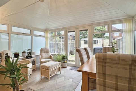 77 Ragley Close, Great Notley, Braintree, CM77 7XP