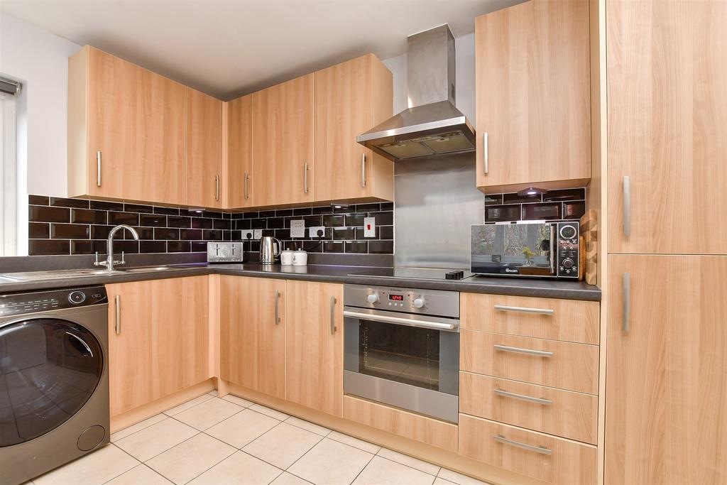 Lounge/Kitchen