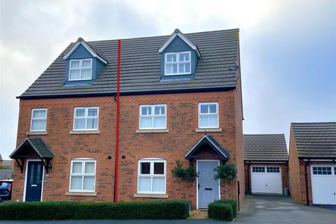 4 bedroom semi-detached house for sale, Barrowfield Drive, Stamford