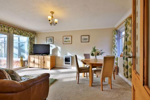 2 Derwent Close, Elvington, York, YO41 4AW