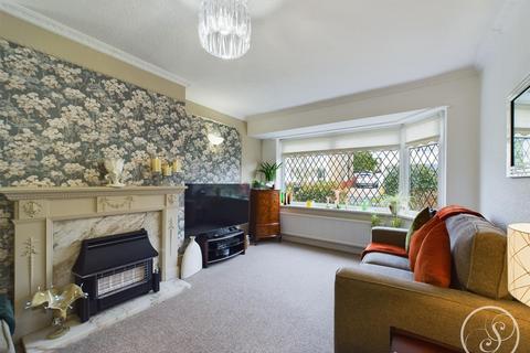 3 bedroom semi-detached bungalow for sale, Templegate Drive, Leeds