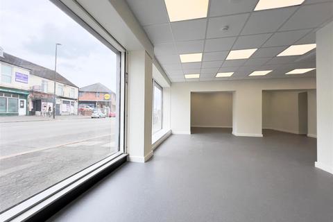 Retail property (high street) to rent, Sheffield Road, Chesterfield