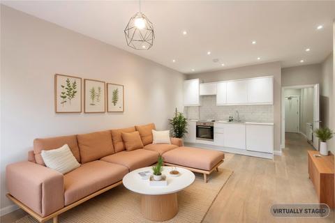 Flat 2, 21 Drewstead Road, London, SW16 1LY