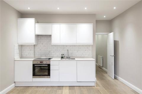 Flat 2, 21 Drewstead Road, London, SW16 1LY