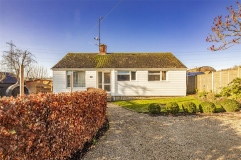 3 bedroom bungalow to rent, Jeans Bungalow, Moulsford, OX10