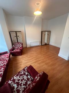 2 bedroom flat to rent, Amhurst Road, London E8