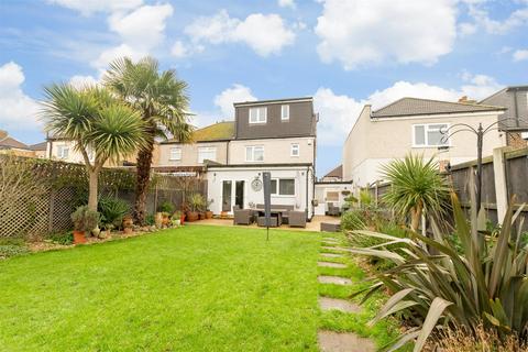 41 Kenmere Road, Welling, DA16 1PL