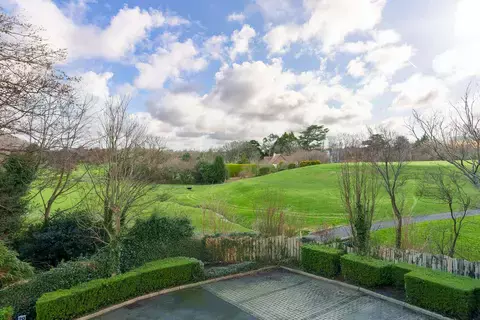 2 bedroom apartment for sale, 12, The Pavilions, Ramsey