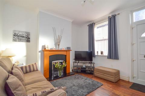 2 bedroom terraced house for sale, George Street, Altofts WF6