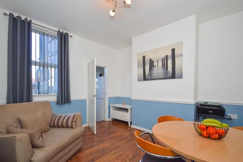 2 bedroom terraced house for sale, George Street, Altofts WF6