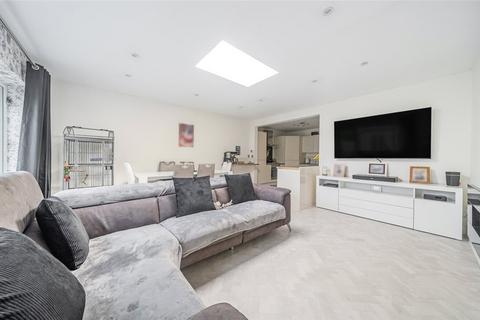 38 Firgrove Road, North Baddesley, Southampton, SO52 9JF
