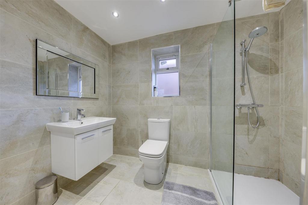 Jack & Jill Shower Room 2